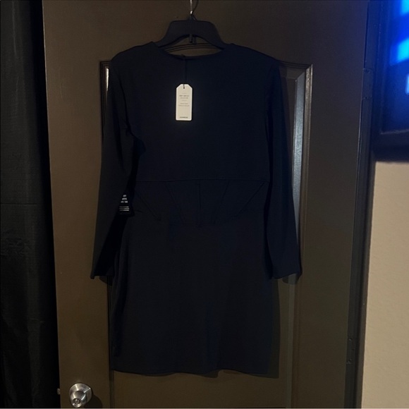 Express Black Long Sleeve Dress - Picture 3 of 4